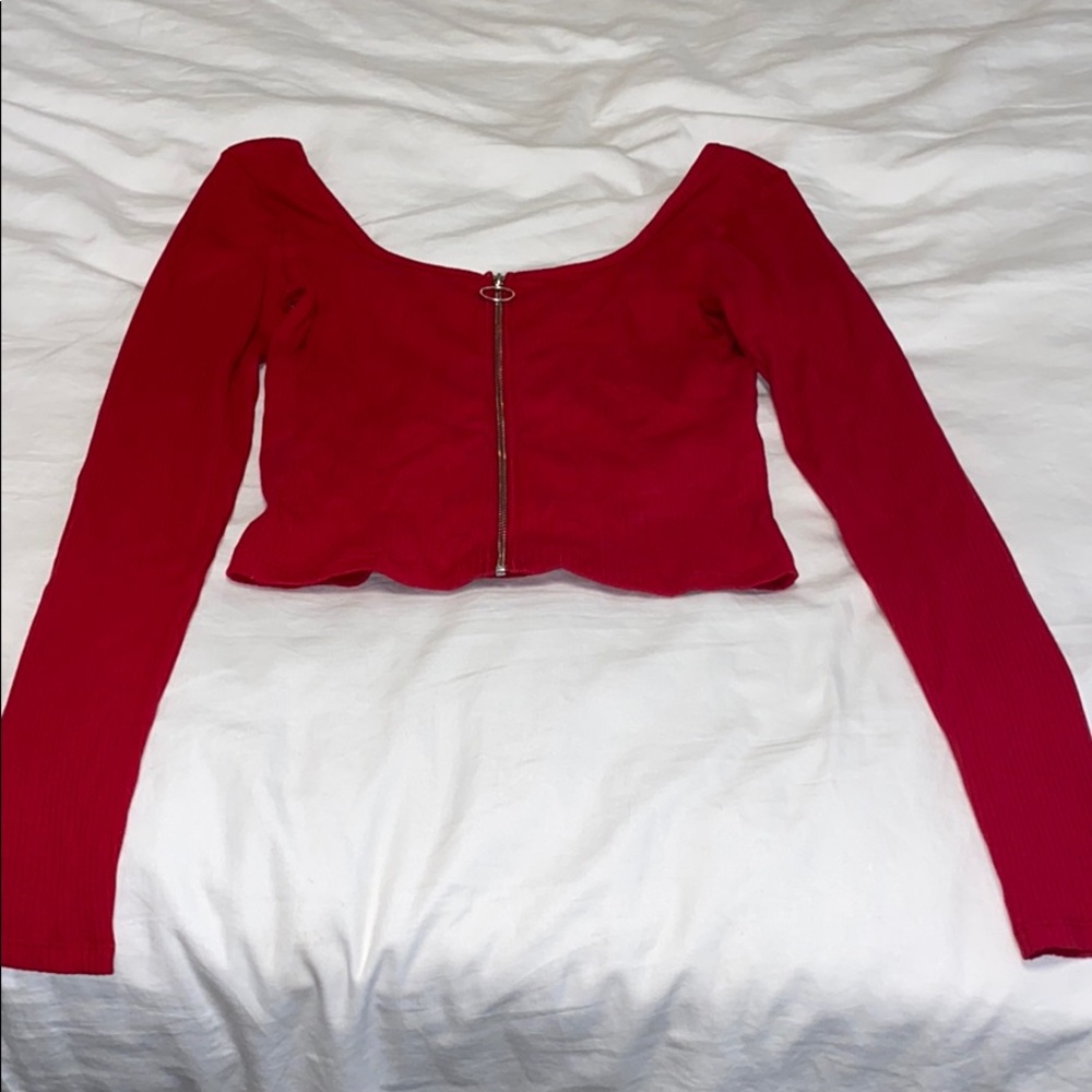 Hollister low neck crop top